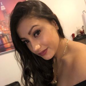 Meet your Posher, Vanessa